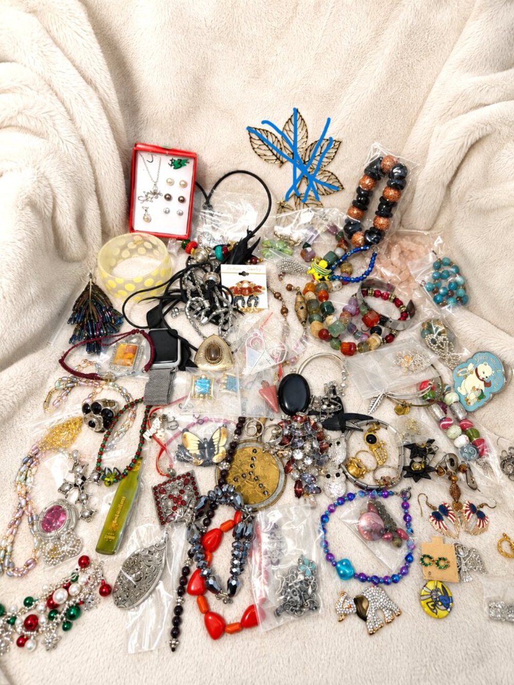 2.13lb Huge Lot of Costume Jewelry - 99% Wearable/Resellable - Lot C